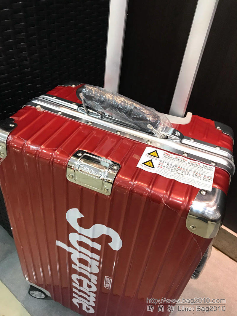 潮牌Suprmem聯名rimowa日默瓦 專櫃雙排萬向靜音飛機輪 航空7系鋁合金 拉箱/拉杆箱 20寸登機箱  xbt1142